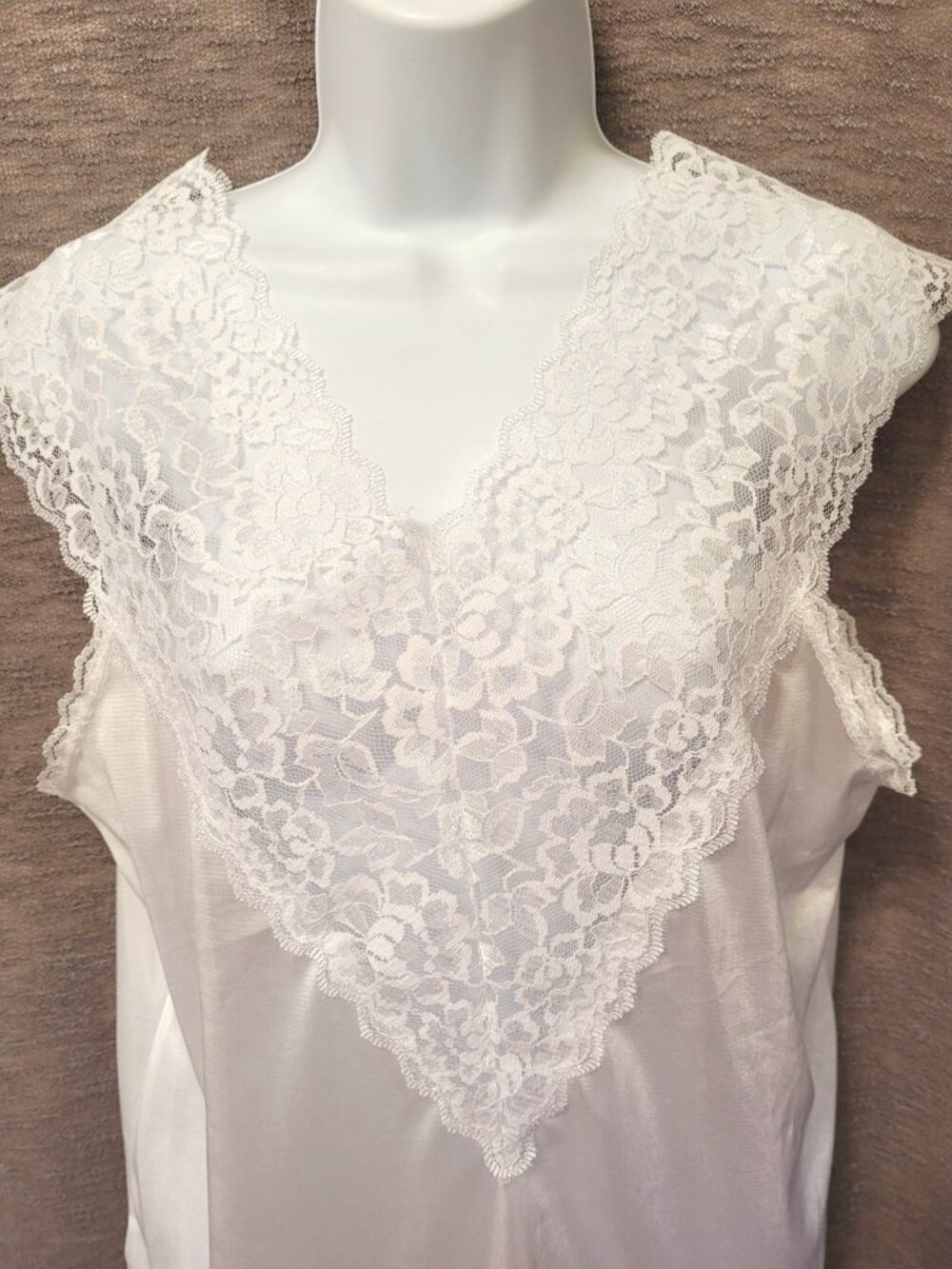 VTG Collections Etc Women Lingerie Top White Sheer Lace Yoke Cami Coquette Angel